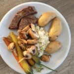 Biefstuk met aardappelen en groentjes